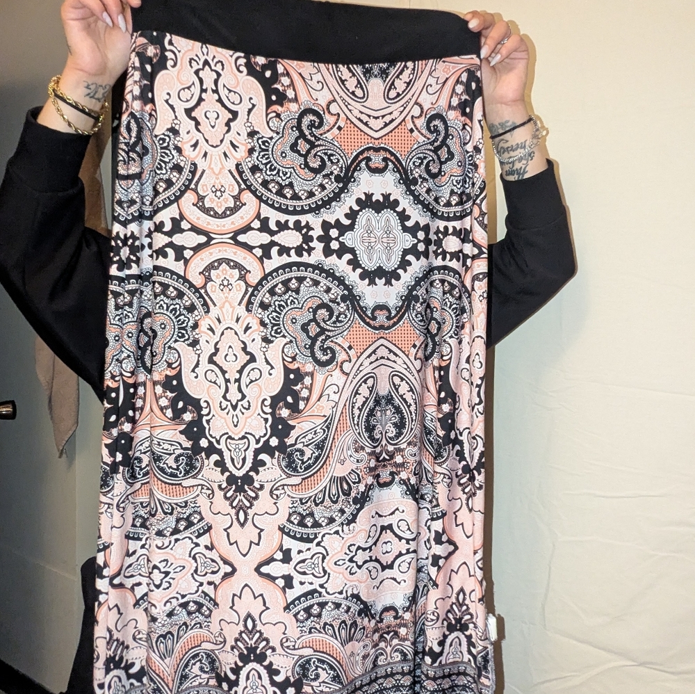 Elegant Paisley Print Skirt